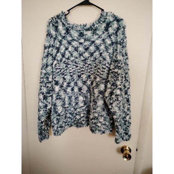 Forever 21+ Fuzzy Sweater, Green shades and White size 3X - Picture 1 of 4